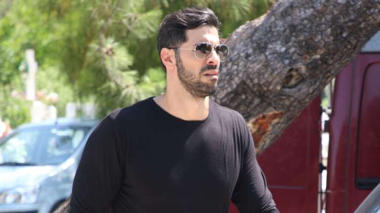 Γ. Παράσχος: &quot;Ήταν μεγάλο σοκ ο καρκίνος της συντρόφου μου, με το που τελείωσε ο ένας, ήρθε ο επόμενος&quot;