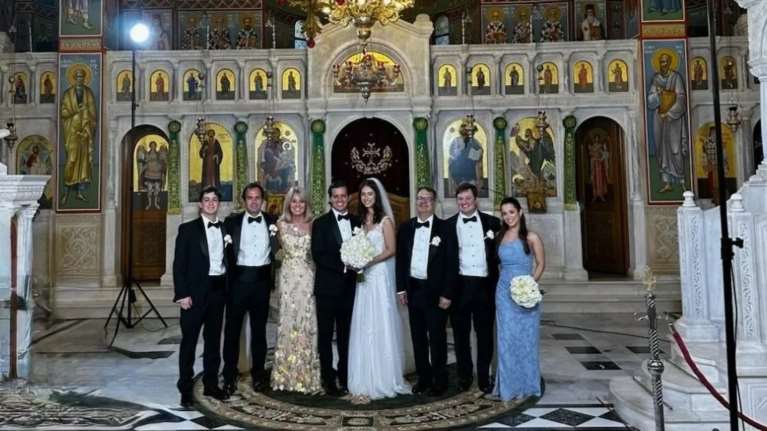 Ο Γκας Μπιλιράκης πάντρεψε τον γιο του στο Ναύπλιο - Ποιοι πολιτικοί πήγαν στον γάμο [εικόνες - βίντεο]