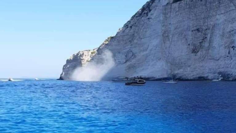 Ζάκυνθος: Κλειστό το Ναυάγιο υπό τον φόβο νέων κατολισθήσεων - Μεταβαίνει κλιμάκιο ειδικών στο νησί