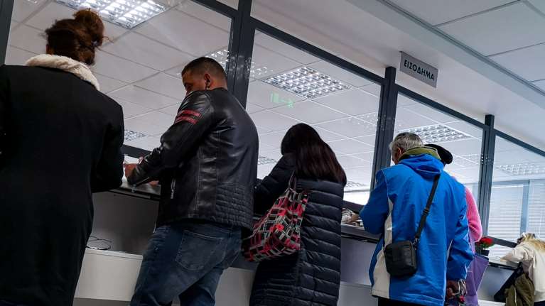 Φορολογική ανάσα: Έρχονται μηνιαίες δόσεις για ΕΝΦΙΑ και φόρο εισοδήματος - Νέα ρύθμιση λόγω της πανδημίας