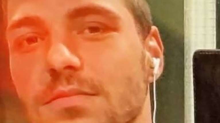 Θάνος Χαρικιόπουλος: Δεχόταν άγριες απειλές από &quot;φίλο&quot; του λίγο πριν χαθεί - &quot;Θα σε κάνω πιο ψιλό και από το αλάτι, μάγκα μου&quot;