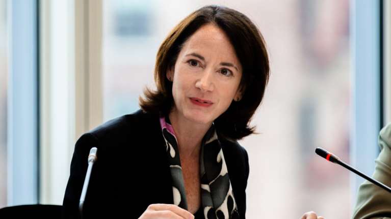 Αβρίλ Χέινς: Η πρώτη γυναίκα επικεφαλής των Υπηρεσιών Πληροφοριών των ΗΠΑ