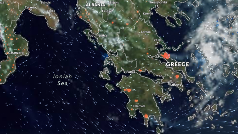 Φωτιές στην Ελλάδα: Live από δορυφόρο η πύρινη επέλαση στη χώρα