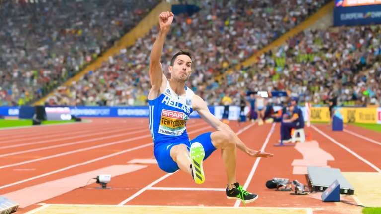 Απίστευτος Τεντόγλου, το είπε και το έκανε: Νέο άλμα στα 8,41 μ. μετά την ακύρωση του προηγούμενου για τα... παπούτσια