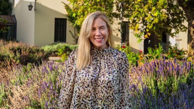 Ρωξάνη Μπέη στο TheTOC: Ντρεπόμουν πολύ στην αρχή να πω ποιος ήταν ο πατέρας μου - Δεν πίστευα ότι θα βγει ο Δούκας