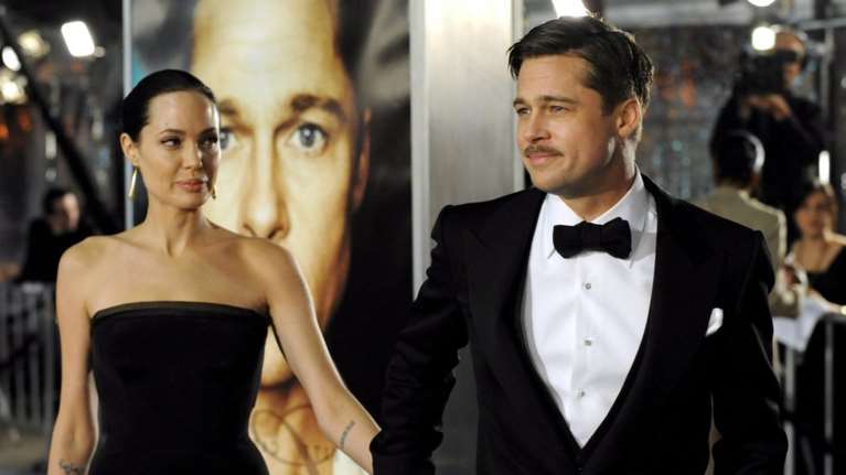 Ραγδαίες εξελίξεις στον πόλεμο Τζολί - Πιτ: Σφάζονται για το 'έβδομο παιδί' τους