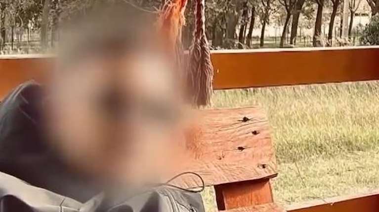 Κορινθία: Μυστήριο με τον θάνατο του 22χρονου - Έγκλημα ή αυτοκτονία; - &quot;Βρέθηκε σπασμένο το κινητό του και κομμάτι μονωτικής ταινίας&quot;