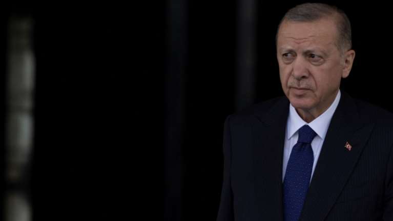 Προκαλεί ο Εντογάν: &quot;Η Ελλάδα δεν είναι ίση με εμάς&quot; - &quot;50-50 οι πιθανότητες να γίνει θερμό επεισόδιο&quot; λέει Τούρκος αναλυτής [Βίντεο]