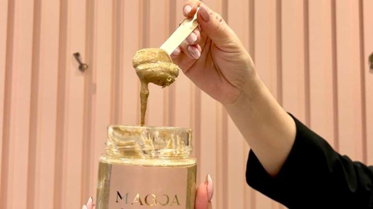 Το μελομακάρονο έγινε ... κρουασάν, κορμός και άλειμμα - Τρώγεται και με το κουτάλι [εικόνες]