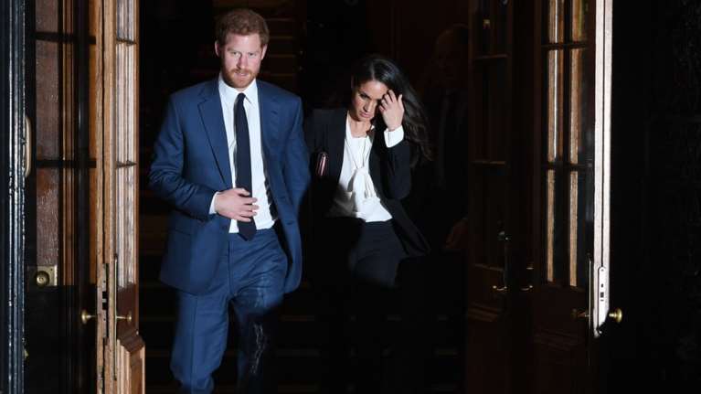 Μέγκαν και Χάρι καταγγέλλουν εισβολή από παπαράτσι στο σπίτι τους: &quot;Αφόρητη η κατάσταση&quot;