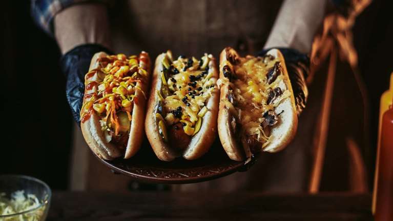 Tasty Awards 2024 x Esquire: Πού παίζει κορυφαίο street food στην πόλη;