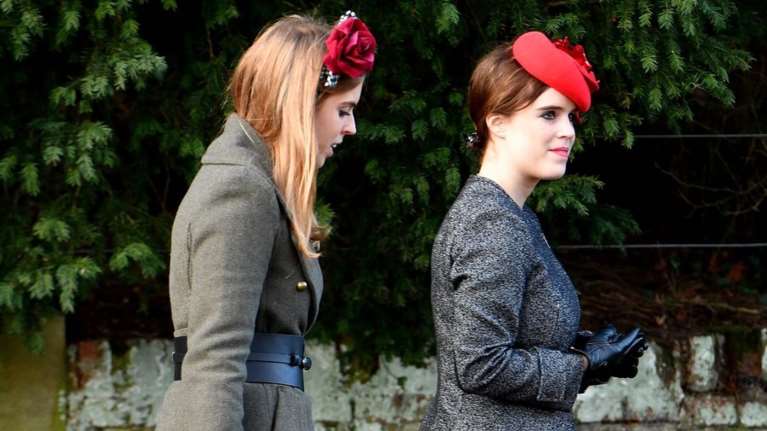 &quot;Πόρτα&quot; στον βασιλιά Κάρολο από την Ευγενία και τη Βεατρίκη: Αρνήθηκαν την πρόσκλησή του για τα Χριστούγεννα - Η δυσαρέσκειά τους