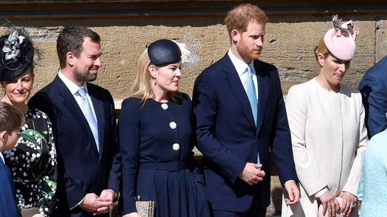 Βασιλικά γεννητούρια στο... πάτωμα: Γιατί το νέο δισέγγονο της βασίλισσας γεννήθηκε στο μπάνιο