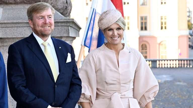 Σακελλαροπούλου: Επίσημη επίσκεψη του βασιλικού ζεύγους της Ολλανδίας στην Ελλάδα μετά από πρόσκλησή της