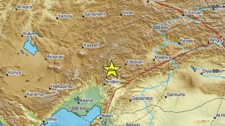 Σεισμός 5,2 Ρίχτερ τρομοκράτησε ξανά την Τουρκία