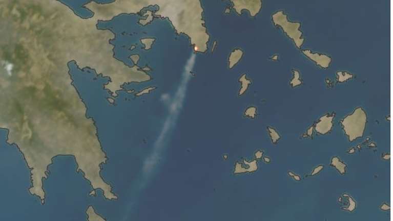 Φωτιά στην Παλαιά Φώκαια: Στα Κύθηρα έφτασε ο καπνός από τις φλόγες (Βίντεο)