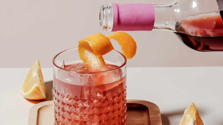 Cocktails με κρασί για το υπόλοιπο των γιορτών