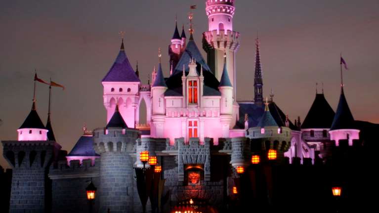 Ξανακλείνει η Disneyland στο Χονγκ Κονγκ - Αυξήθηκαν τα κρούσματα του κορονοϊού