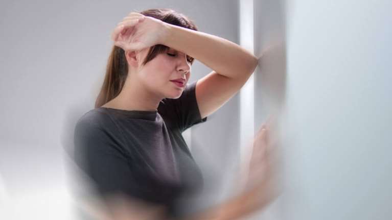 Επίμονη ζάλη: Όταν νιώθετε πως χάνετε την ισορροπία σας