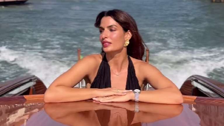 Η Τόνια Σωτηροπούλου ξανθιά: Δείτε το νέο της look