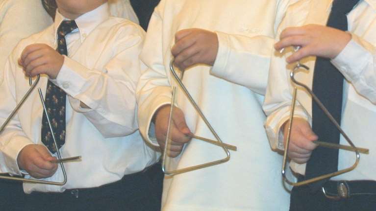 Θεσσαλονίκη-Ντροπή: Λήστεψαν από παιδιά τα χρήματα που έβγαλαν από τα κάλαντα