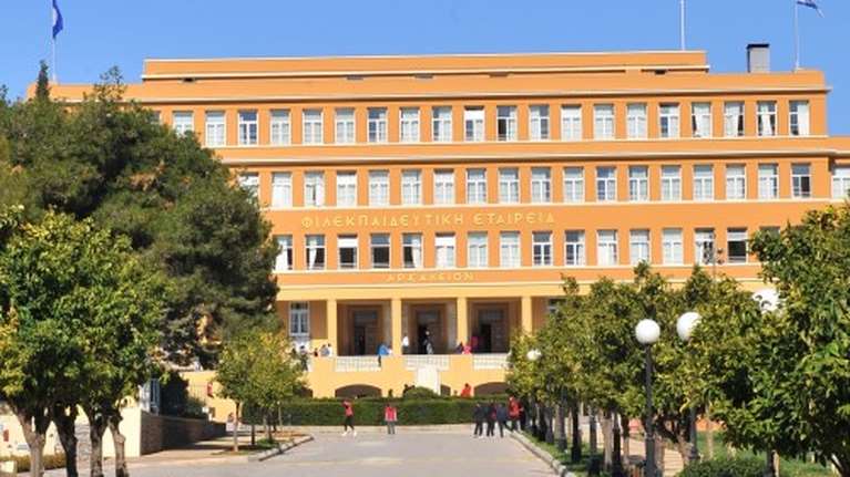 Bullying στο Αρσάκειο: Ευθύνες σε καθηγητές και γονείς θα αναζητήσει η οικογένεια του 15χρονου