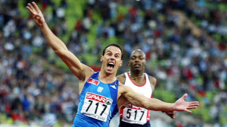 Πώς είναι σήμερα ο Κώστας Κεντέρης - Η σπάνια εμφάνιση και η αντίδραση για το πλοίο με το όνομά του που σαπίζει [βίντεο]