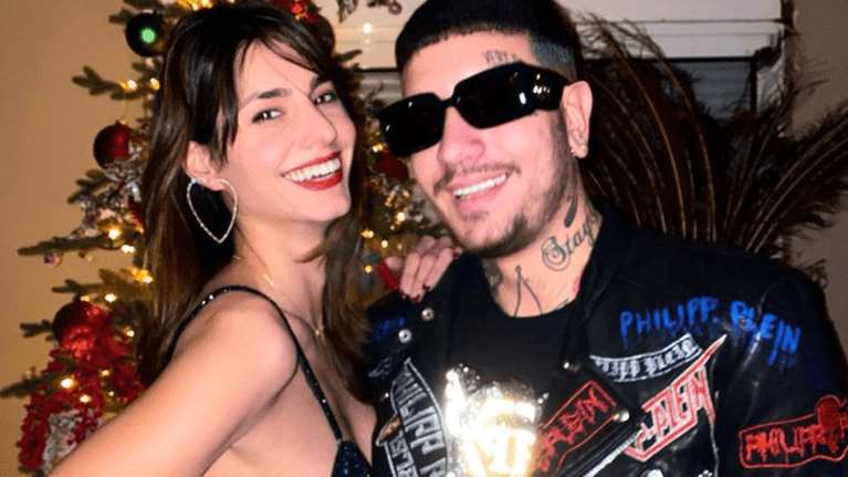 Ηλιάνα Παπαγεωργίου - Snik: Πώς έχουν διακοσμήσει τη μοντέρνα μονοκατοικία τους στην Πεντέλη