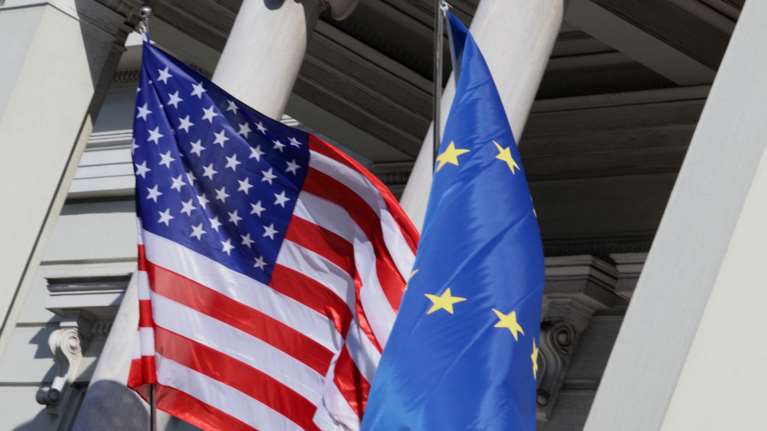 Τα βρήκαν ΗΠΑ-ΕΕ: Συμφωνία μείωσης δασμών στις εξαγωγές - Η πρώτη εδώ και 20 χρόνια