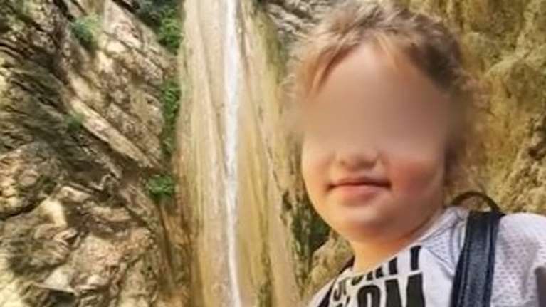 Πάτρα: Βλάβες και σε άλλα όργανα δείχνει η ιατροδικαστική της Τζωρτζίνας - Βρέθηκε φιαλίδιο με αίμα της 9χρονης στο Καραμανδάνειο