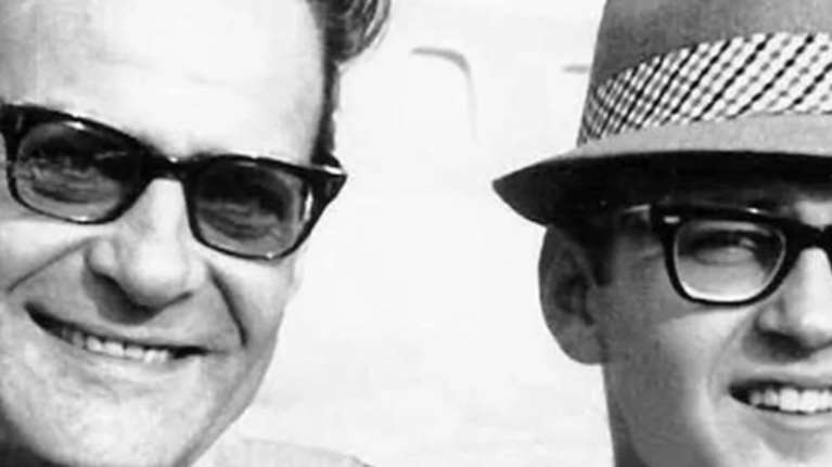 Λάμπρος Κωνσταντάρας: &quot;Τώρα πάλι μαζί&quot; - Η ανάρτηση για τον πατέρα του και τον παππού του