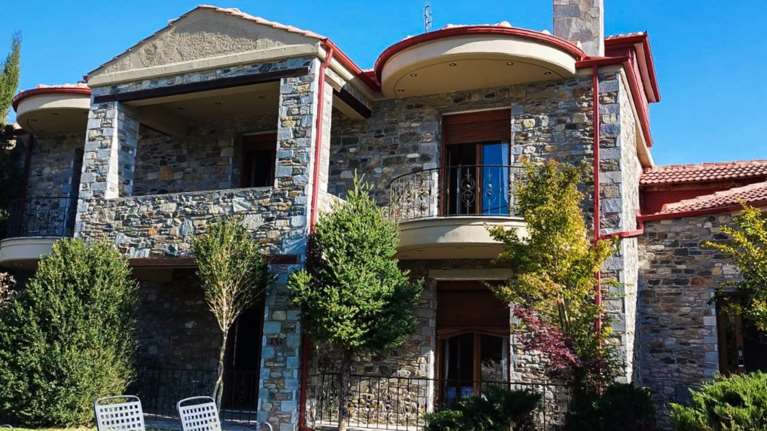 Φλώρινα: Χωρίς άδεια λειτουργίας το ξενοδοχείο που έγινε η διαρροή μονοξειδίου του άνθρακα - Σε κρίσιμη κατάσταση ένας άνδρας