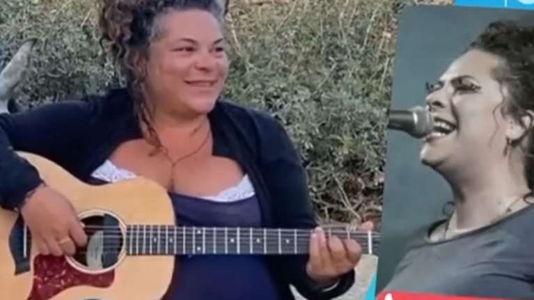 Ματούλα Ζαμάνη: &quot;Η ζωή έχει τις αγωνίες της, σου βγαίνει η ψυχή, όχι το ρούχο&quot; - Η απάντηση για τη μπλούζα που έβγαλε