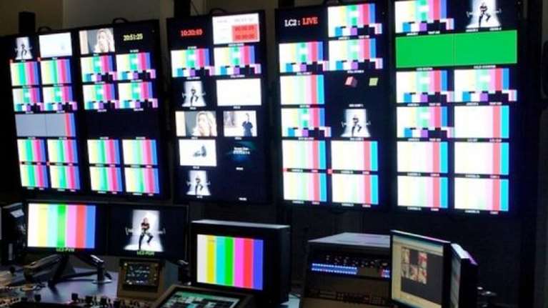 Παρουσιάστρια του Open καταγγέλλει: Μου έλεγε στο ακουστικό &quot;σκάσε γλάστρα&quot;