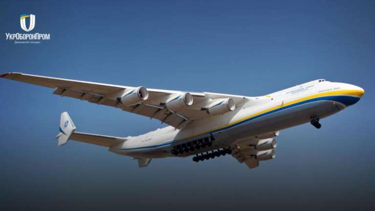 Πόλεμος στην Ουκρανία: Το μεγαλύτερο αεροπλάνο στον κόσμο καταστράφηκε από ρωσικά βλήματα [εικόνες]