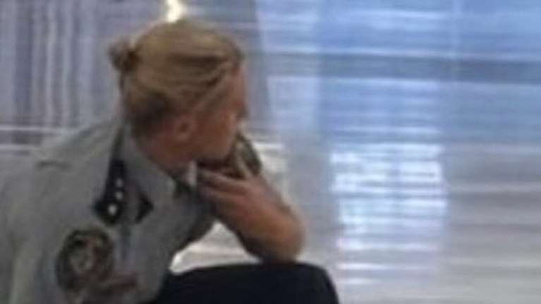 Σίδνεϊ: Πώς η ηρωίδα αστυνομικός εξουδετέρωσε μόνη της τον μακελάρη - Προσπάθησε να της επιτεθεί [εικόνα βίντεο]