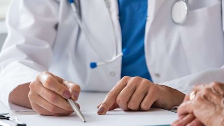 MyHealth app: Πώς θα μετράμε την πίεση και τους καρδιακούς παλμούς μας από την κάμερα του κινητού