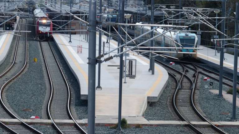 Έως τις αρχές του 2027 ο Προαστιακός δυτικής Αττικής - Ποιους σταθμούς θα περιλαμβάνει