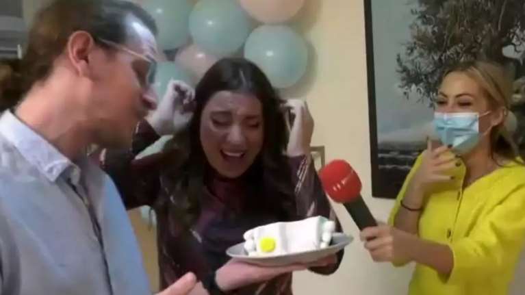 Μελίνα Μακρή: Στον &#39;&#39;αέρα&#39;&#39; έμαθε το φύλο του μωρού που περιμένει [εικόνες, βίντεο]