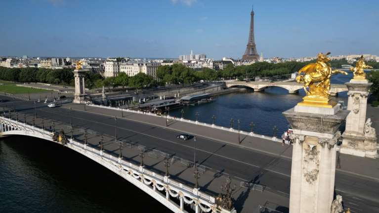 Τρεις παραλίες στο Παρίσι θα ανοίξουν για το κοινό το 2025 - Οι πρώτες βουτιές στον Σηκουάνα  μετά από 100 χρόνια