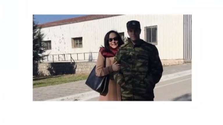 Χάρης Σαβαλάνος: &quot;Μια κυρία μου είπε πως αν θέλω να αλλάξω μάνα, υιοθετούν παιδιά&quot; - Η εξομολόγηση του γιου της Άννας Διαμαντοπούλου