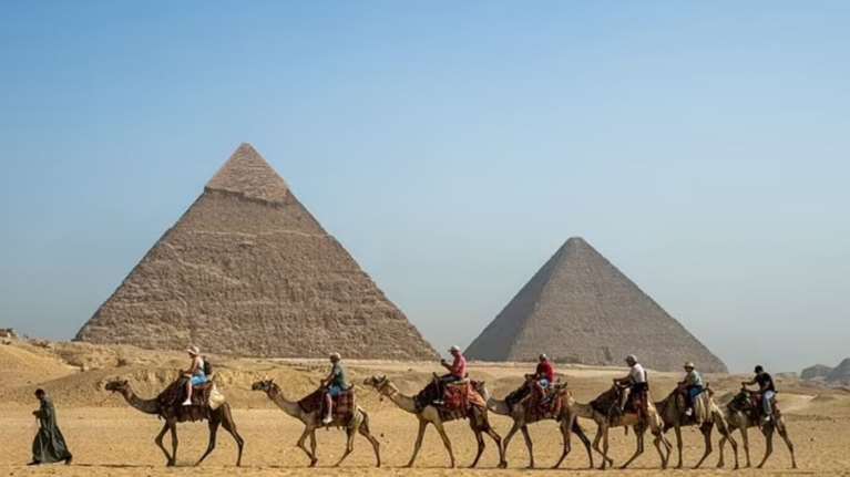 Το μυστήριο της Γκίζας: Πώς οι αρχαίοι Αιγύπτιοι κατάφεραν να χτίσουν τις πυραμίδες - Η επιστημονική εξήγηση