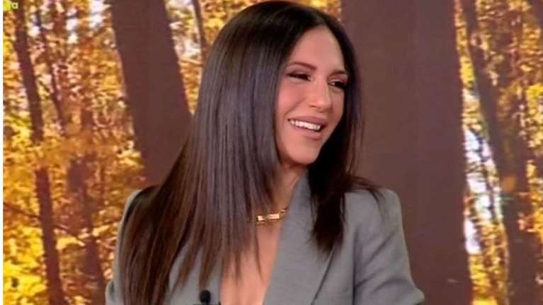 Ανθή Βούλγαρη: Οι φήμες εγκυμοσύνης, η φουσκωμένη κοιλιά και η αντίδρασή της στην εκπομπή