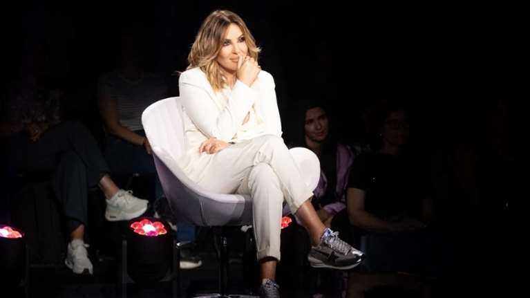 Secret Song: Η Ναταλία Γερμανού κατέρρευσε με την εμφάνιση - έκπληξη της πανέμορφης μητέρας της