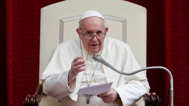 Έκκληση του Πάπα Φραγκίσκου μέσω twitter: "Ποτέ πόλεμος!"