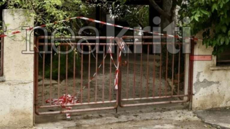 Θρίλερ στο Ηράκλειο: Μητέρα και γιος νεκροί, διασωληνωμένος ο άλλος γιος - Μυστήριο με τη σακούλα στο κεφάλι του θύματος