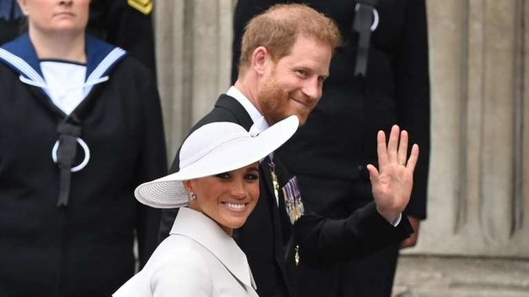 Το παρασκήνιο της συνέντευξης στο CBS: Η Μέγκαν "ούρλιαζε" στους παραγωγούς - "Δεν άντεχε τον πρίγκιπα Χάρι"