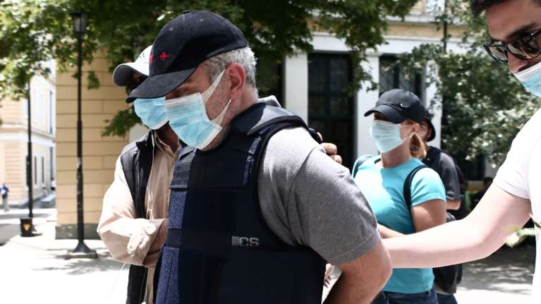 Αντιμέτωπος με νέα κατηγορία ο ψευτογιατρός &quot;Dr Kontos&quot; - Καλείται σε απολογία για ξέπλυμα μαύρου χρήματος