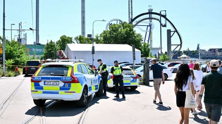 Συναγερμός στη Σουηδία: Τρενάκι του τρόμου σε λούνα παρκ με μία γυναίκα νεκρή και τουλάχιστον 9 τραυματίες [Εικόνες]