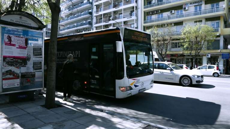 Θεσσαλονίκη: 45χρονος έσπασε τζάμι αστικού λεωφορείου μετά από καβγά με τον οδηγό
